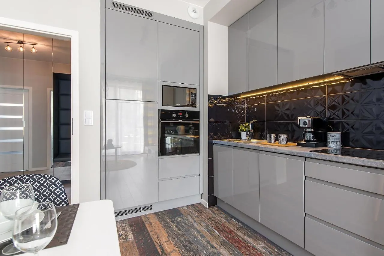 Close To Chopin Airport, Moduo Cybernetyki, Free Parking By Cosmo Spirit Warsaw 0*,  Poland