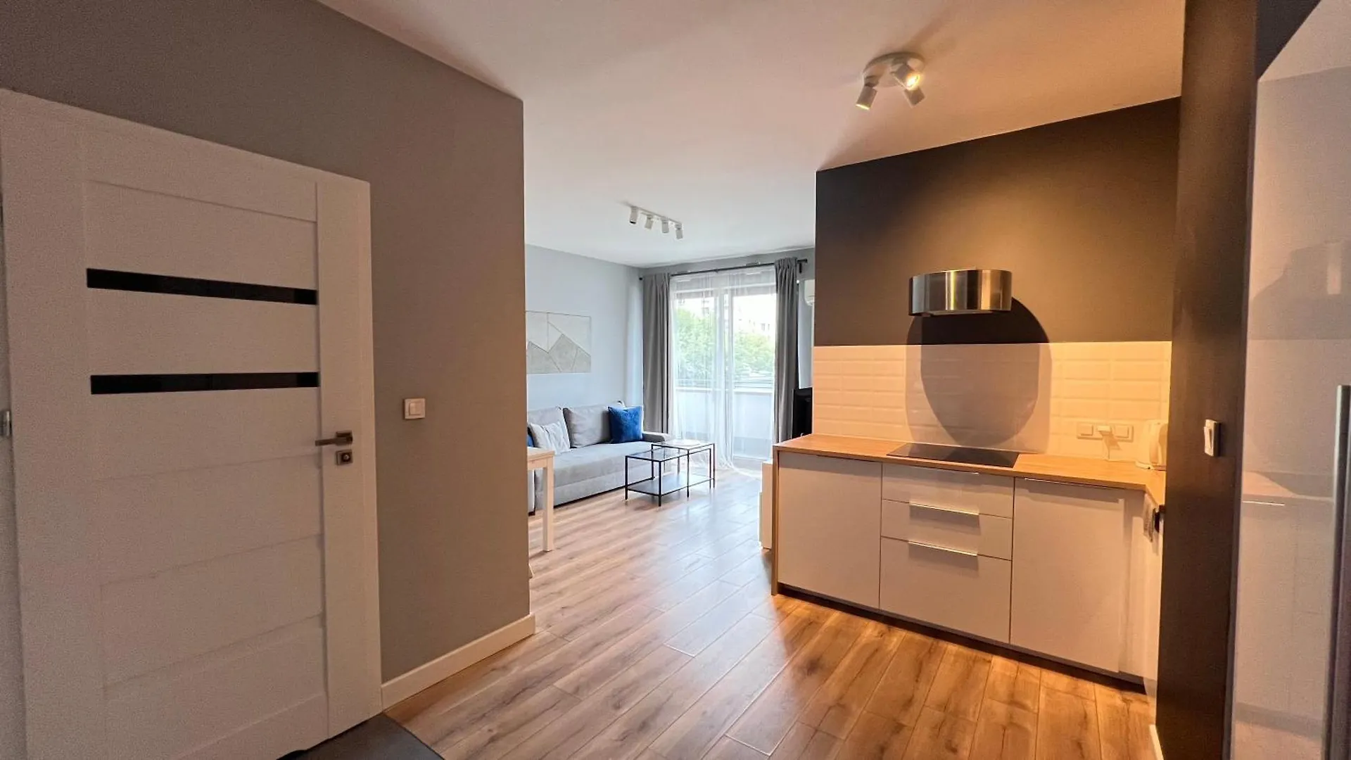 Apartament Blisko lotniska Chopina, darmowy parking Warszawa